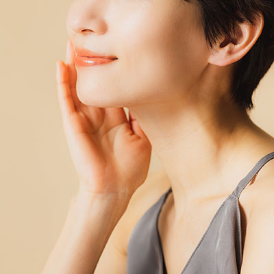 ＣＡＣの美容液で「秋枯れ肌」をお手軽ケア