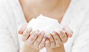 泡といっしょに暮らそう。CACのフォーミングウオッシュ | SKIN CARE ＋ 